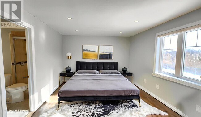 Photo du bâtiment - 215 Symington Ave