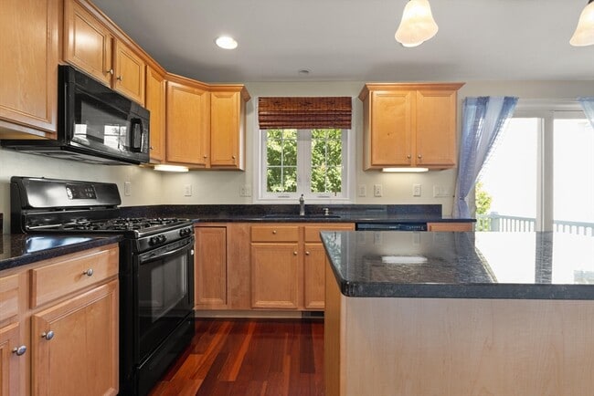 Building Photo - 3 Sandpiper Way