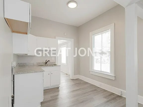 Foto del edificio - 1260 Hillyer Ave