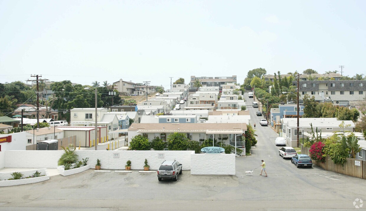 Sands Mobile Home Park Apartments in Encinitas, CA