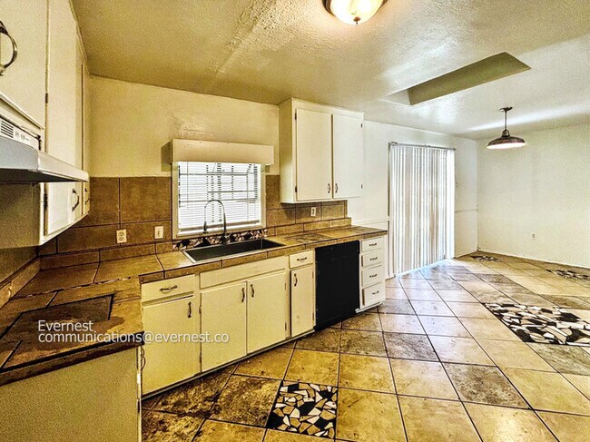 Foto del edificio - Charming 3-Bed, 1-Bath Home in Jackson, MS...