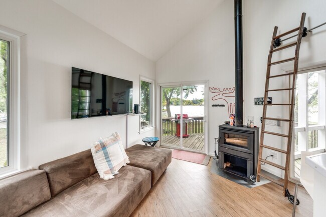 Building Photo - 35831 N Cedar Is