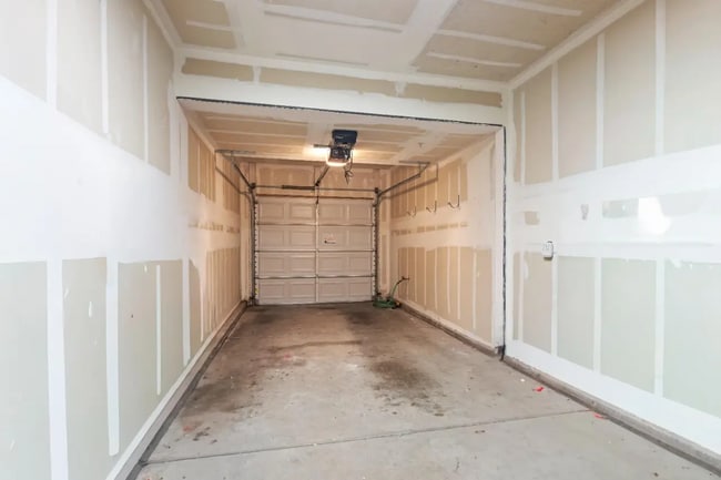 Building Photo - ROCLI