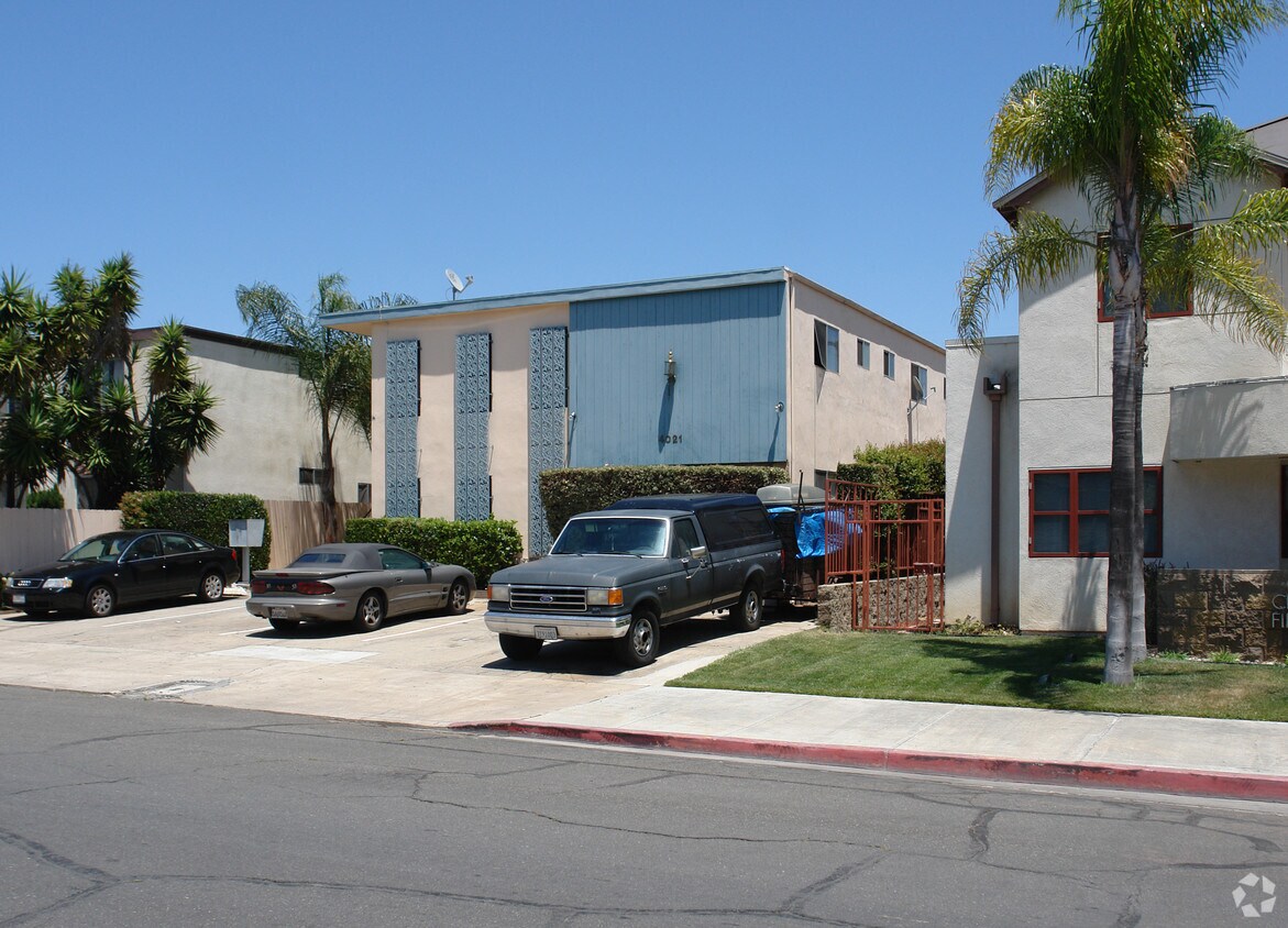 Building Photo - 4021 32nd St