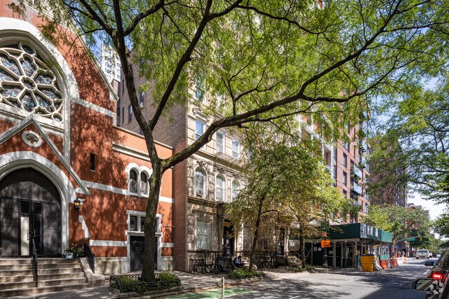 Building Photo - 245 E 62nd St