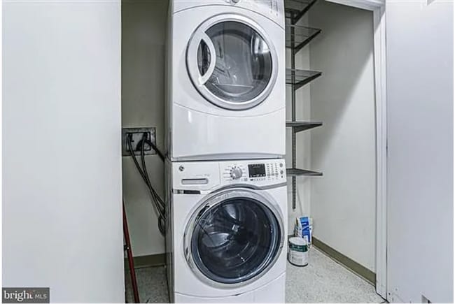 Foto del edificio - 309 Holland Ln