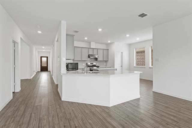 Building Photo - 3708 Milkweed Rd