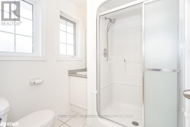 Building Photo - 40 Kell Pl