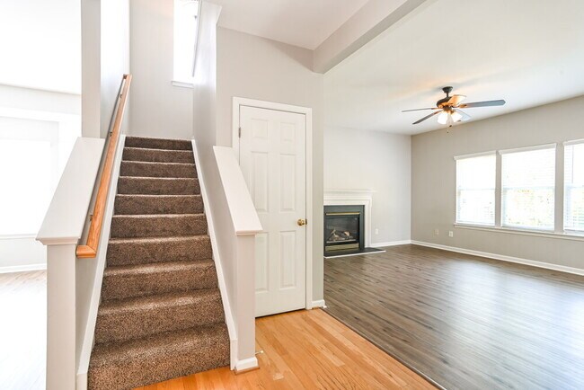 Foto del edificio - 6625 Courtland St