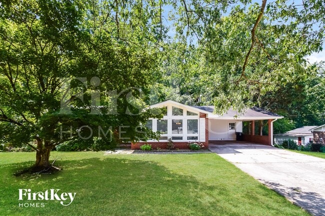 Building Photo - 75 Winnview Dr