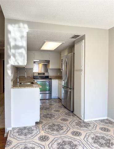 Foto del edificio - 6646 E Lovers Ln