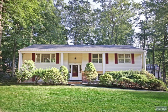 Primary Photo - 332 Jefferson St