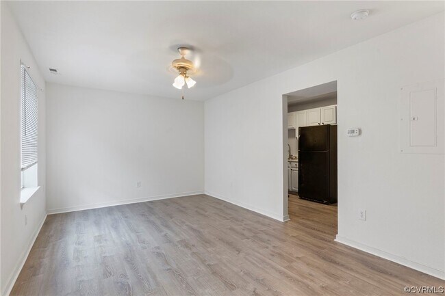 Foto del edificio - 3514 E Richmond Rd