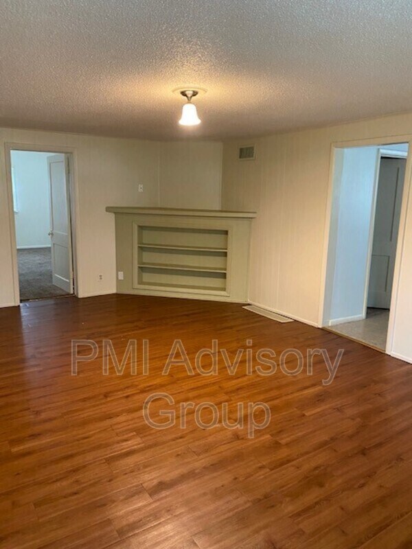 Foto del edificio - 1220 SE 28th St