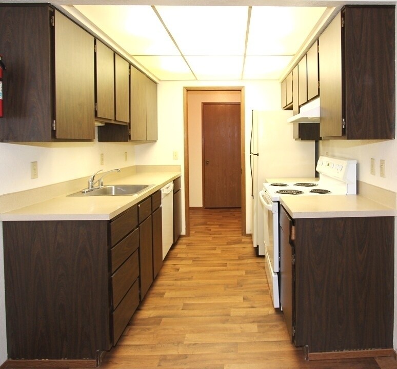 Foto principal - Top-Floor 1-Bedroom Apartment with Private...