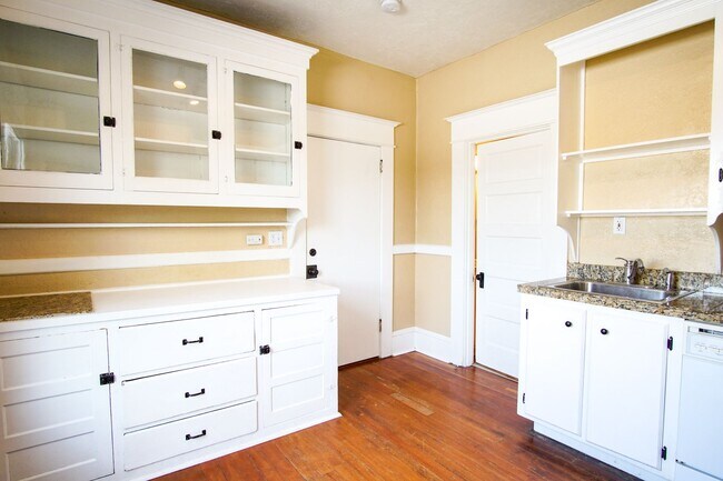 Foto del edificio - 1008 N Killingsworth St