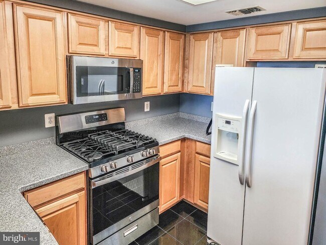 Foto del edificio - 3835 9th St N