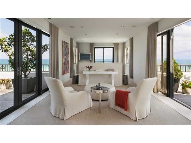 Building Photo - 1330 Ocean Dr