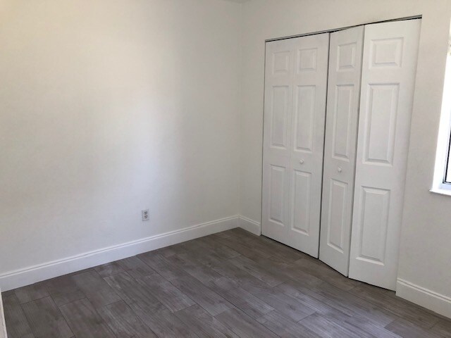 Foto del edificio - 3049 SW Denton St