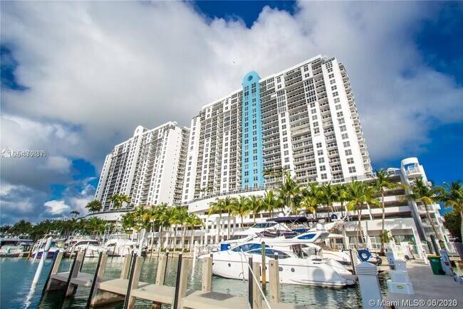 Foto del edificio - 1800 Sunset Harbour Dr