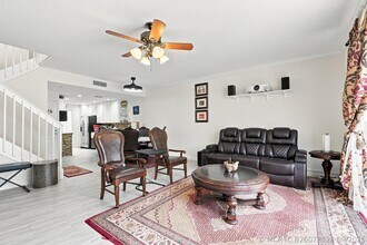 Building Photo - 337 Salinas Dr