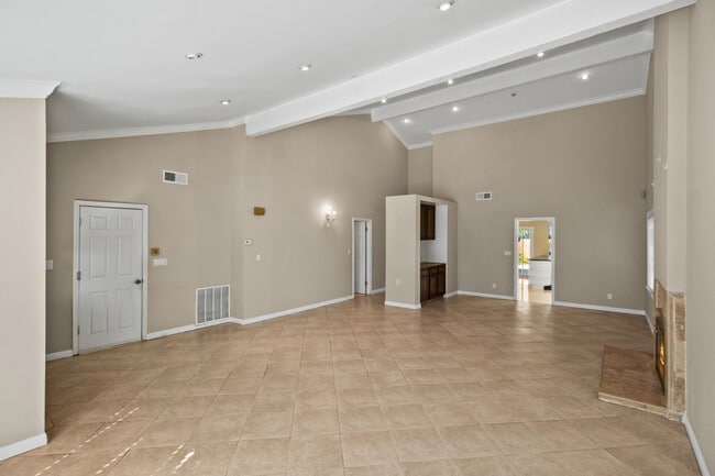 Building Photo - 18123 Delano St