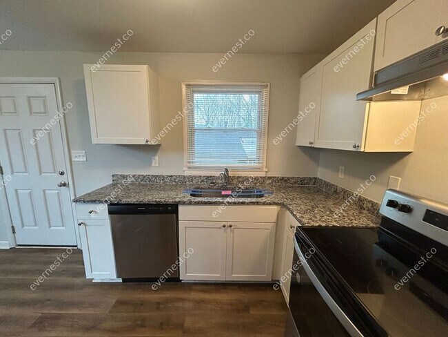 Foto del edificio - 2249 Polar Rock Pl SW