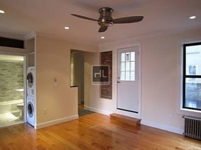 Building Photo - East 100th Street