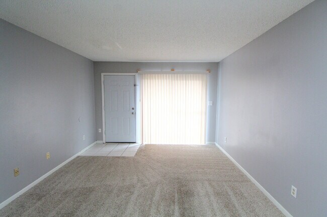 Foto del edificio - 2BR Apartment in Gulf Breeze – Near Oriole...
