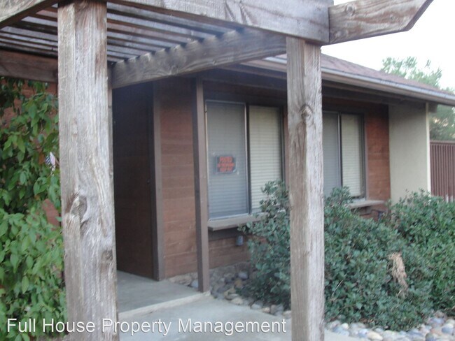 Foto del edificio - 3 br, 2 bath House - 35881 Alta Drive