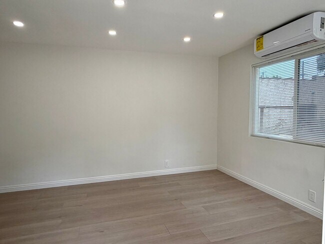 Foto del edificio - 2522-2524 Lancaster Ave