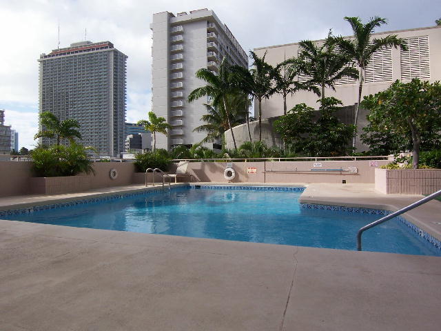 Building Photo - To register for the showing time below, note the 4 digit code: 5638 and click "APPLY NOW."(mobile...