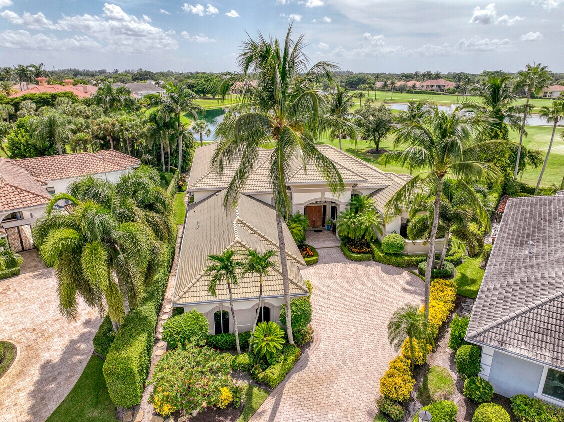 Primary Photo - 59 St James Dr