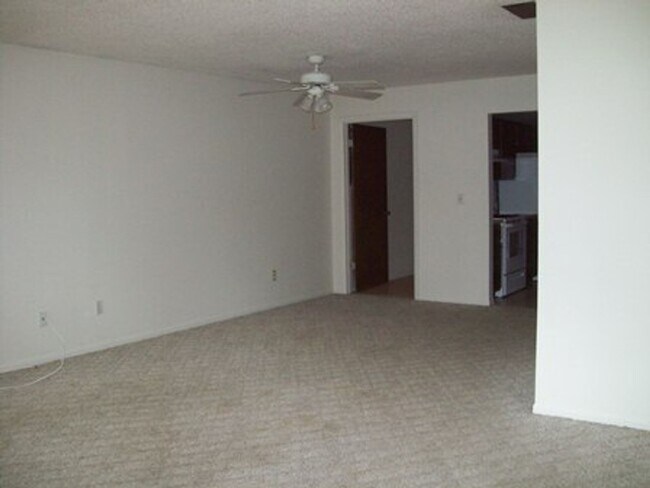 Foto del edificio - 825 SE 9th St
