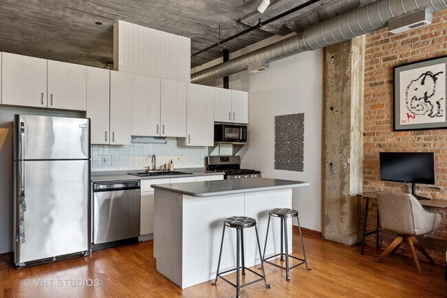 Building Photo - 1516 S Wabash Ave