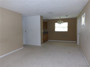 Building Photo - 5 New N Ct