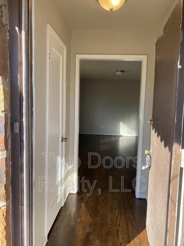 Foto del edificio - 561 E Indian Dr