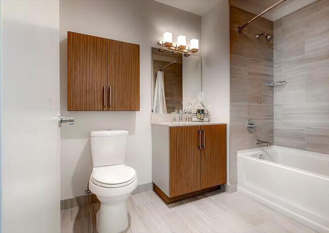 Building Photo - 388 Washington Blvd