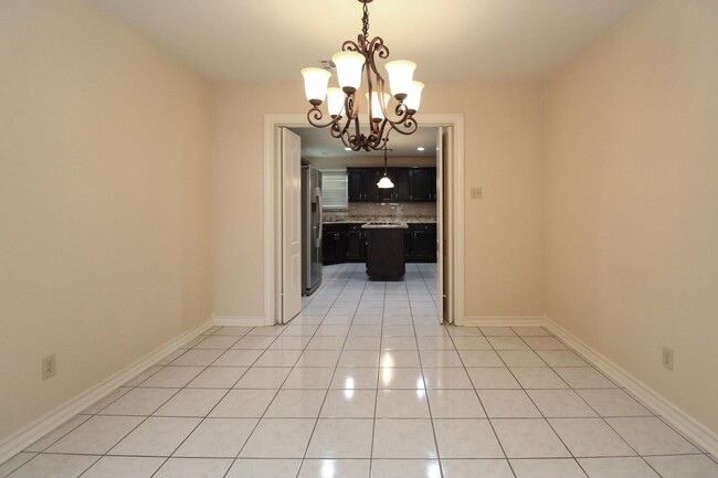 Foto del edificio - 809 Preston Dr