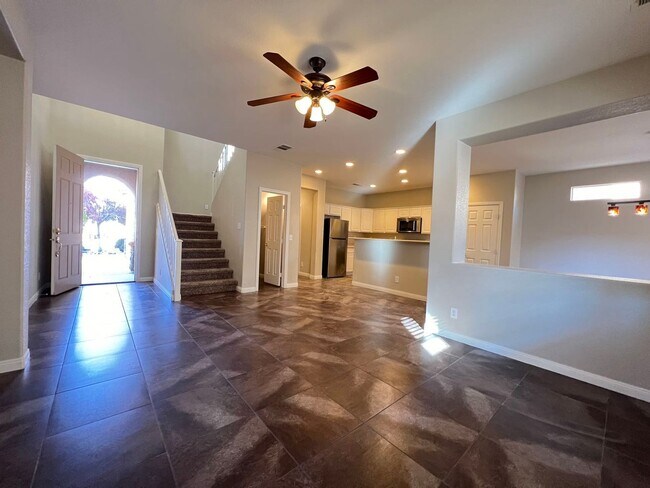 Foto del edificio - 9041 Wine Cellar Ave