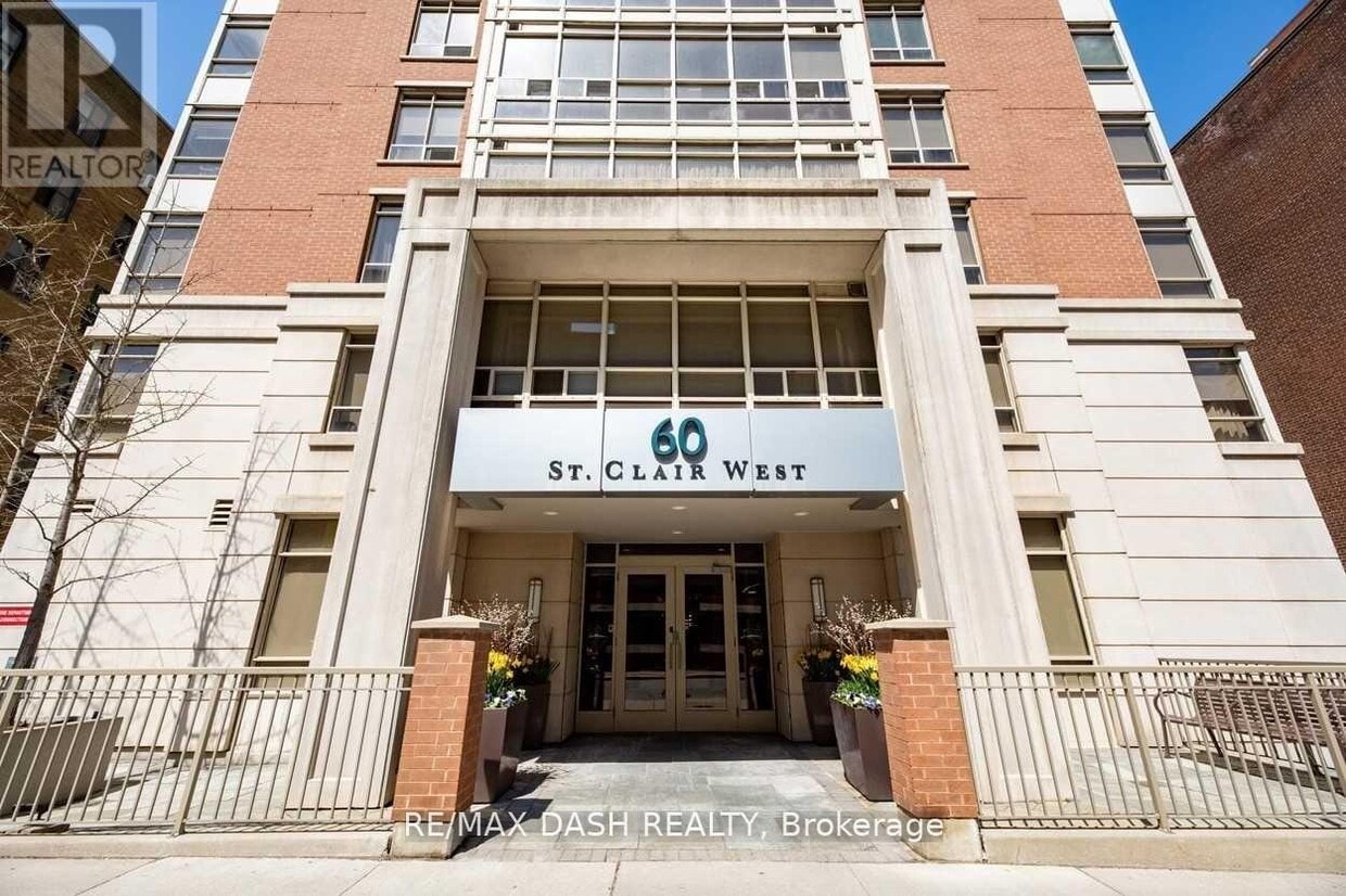 Primary Photo - 60 St Clair Ave W