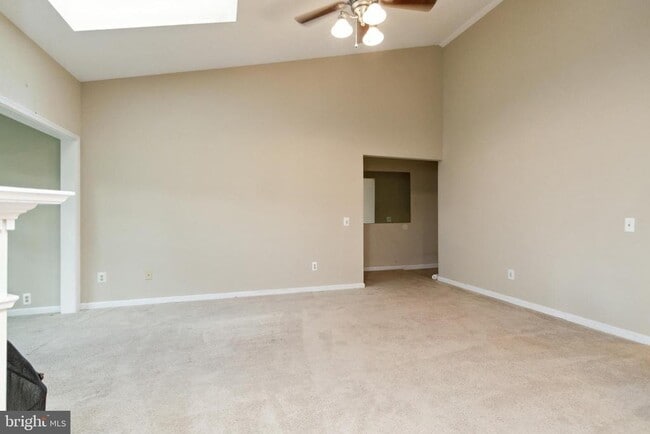 Building Photo - 9260 Niki Pl