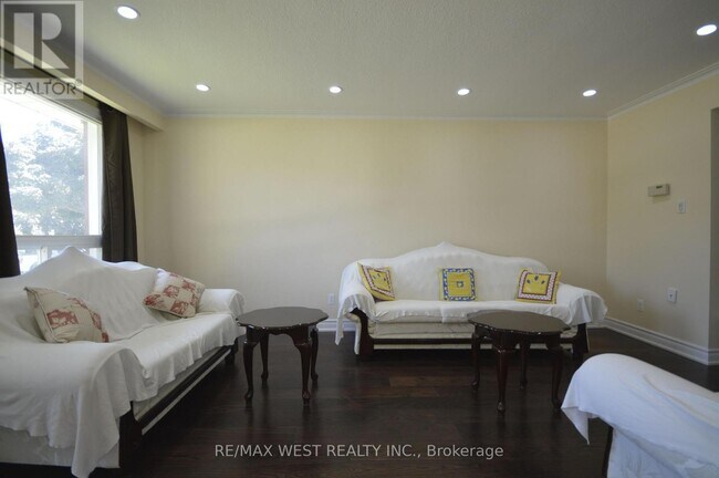 Photo du bâtiment - 84 Kearney Dr