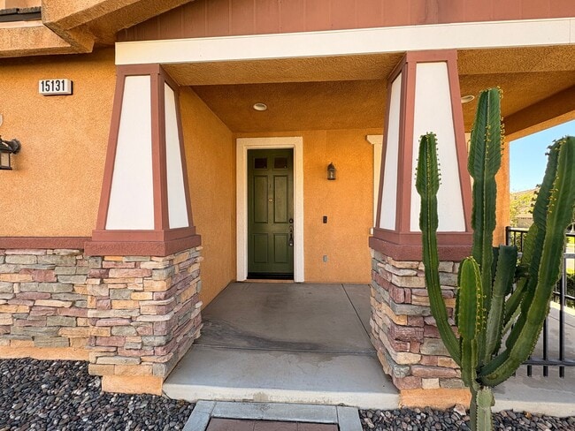 Building Photo - ***Just Reduced!!! 4 Bedroom, 2.5 Bathroom Home located in Fontana, CA!