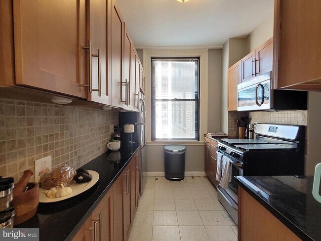 Foto del edificio - 2031 Locust St