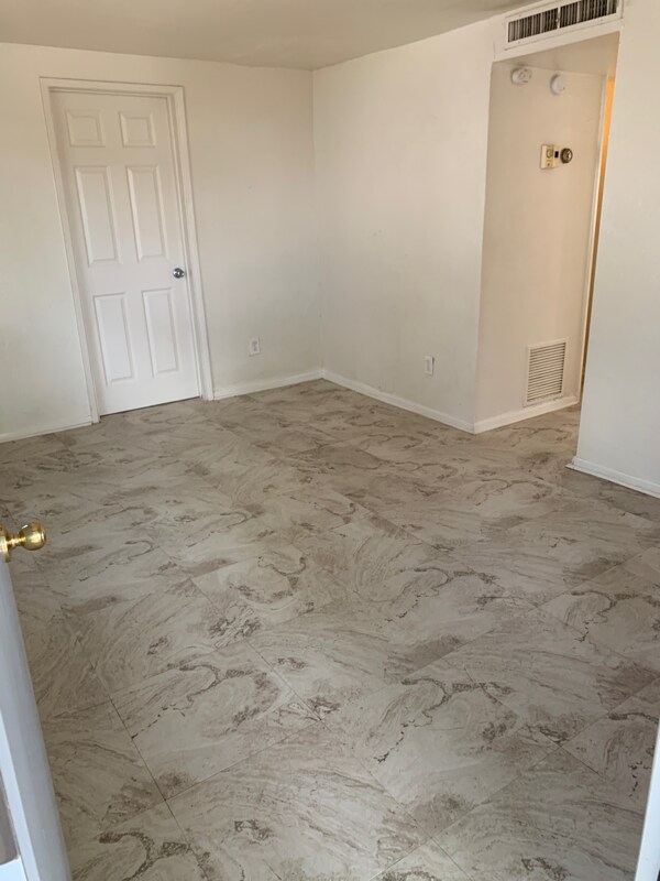 Foto del edificio - 2671 N Palo Verde Ave