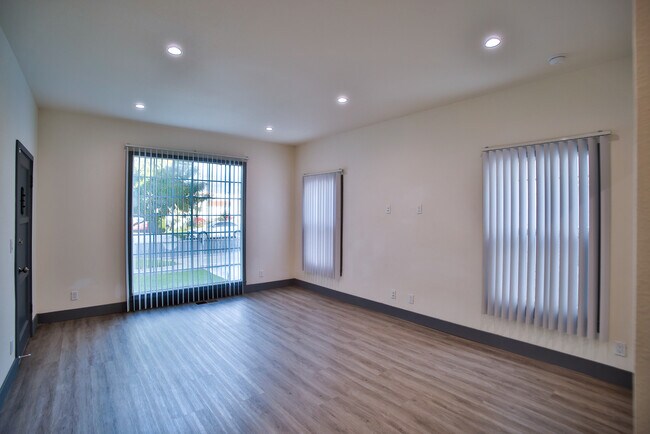 Foto del edificio - 3015 Virginia Rd