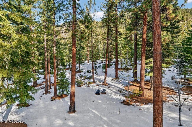 Foto del edificio - 1264 Hidden Woods Dr