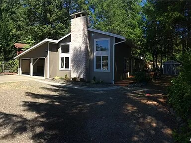 Building Photo - 571 N Fairway Dr W