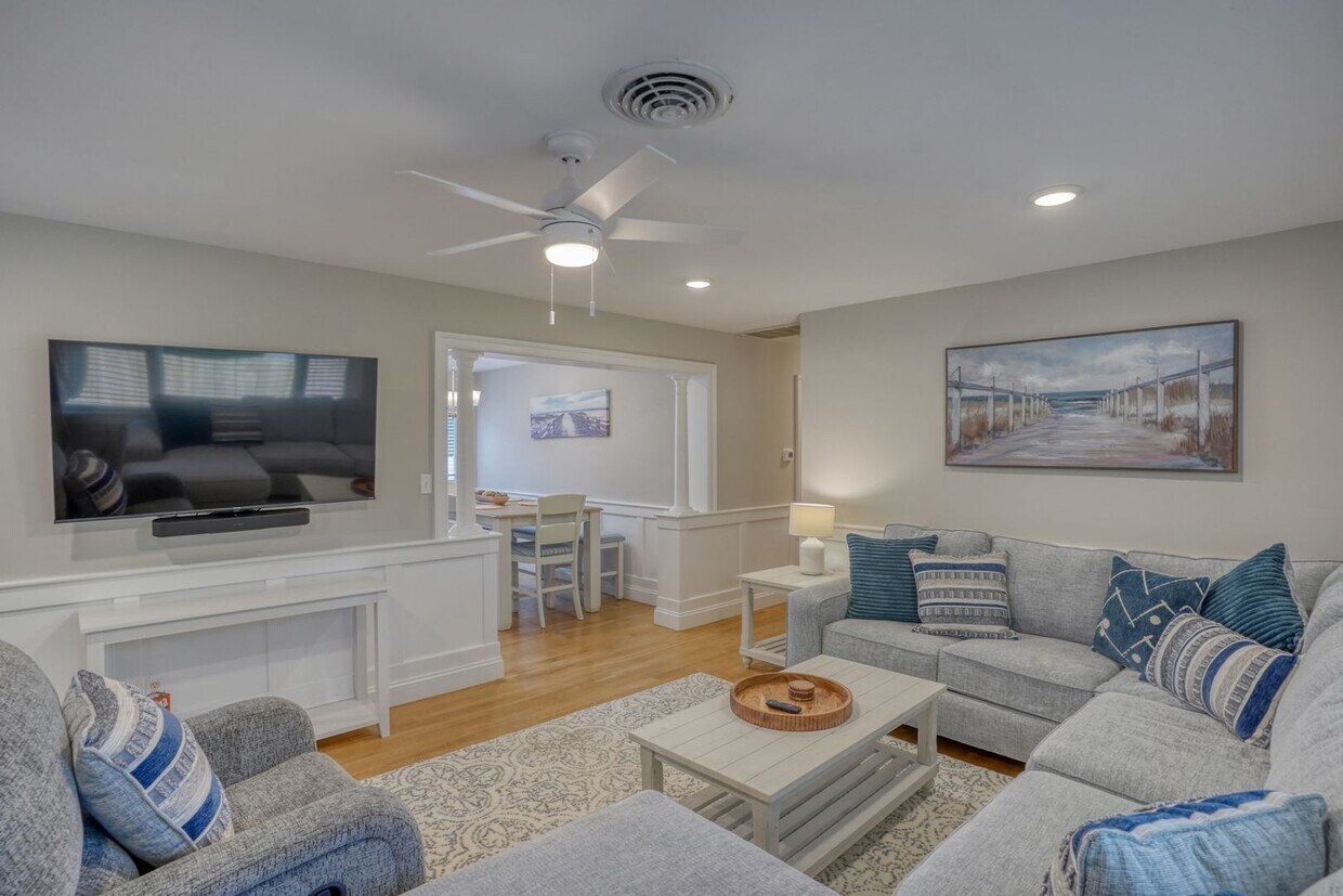 Foto del edificio - Off Season Furnished 3BR/2BA Home – Dog Friendly – All Utilities Included